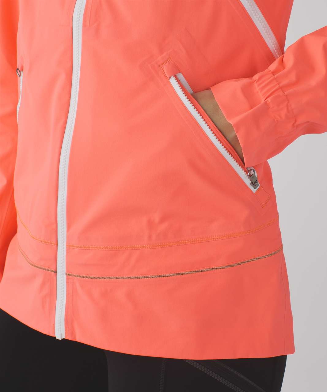 Lululemon Aint No Rain Jacket - Very Light Flare