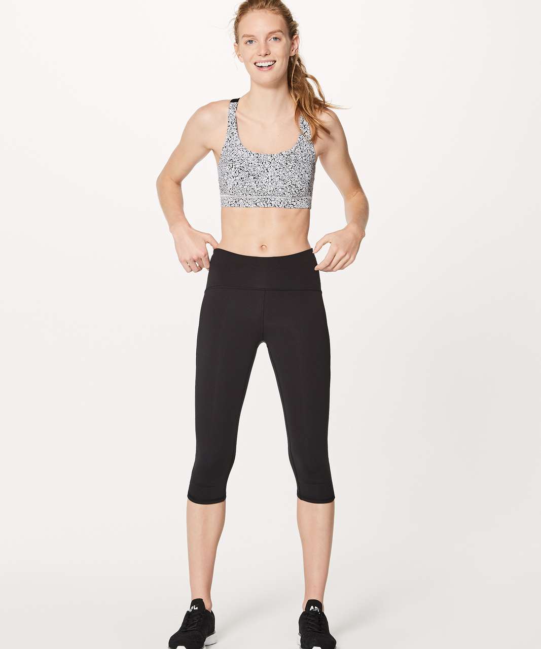 Lululemon Energy Bra - Ditsy Daisy White Black / Black