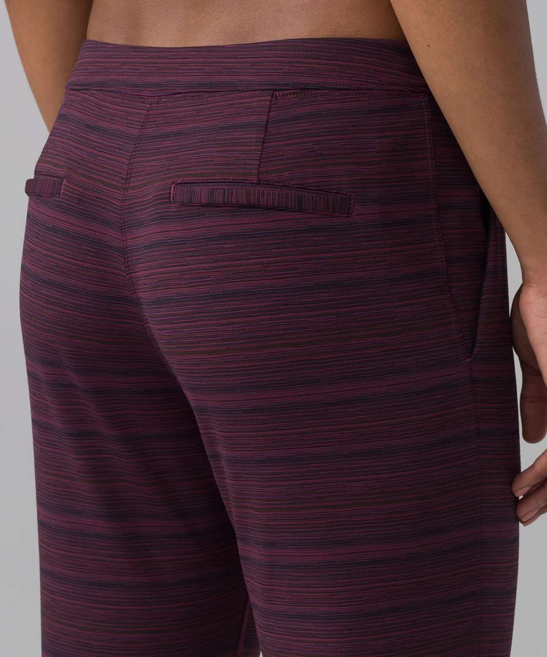 Lululemon Jet Crop (Slim) (Luxtreme 25.5") - Cyber Red Grape Bordeaux Drama