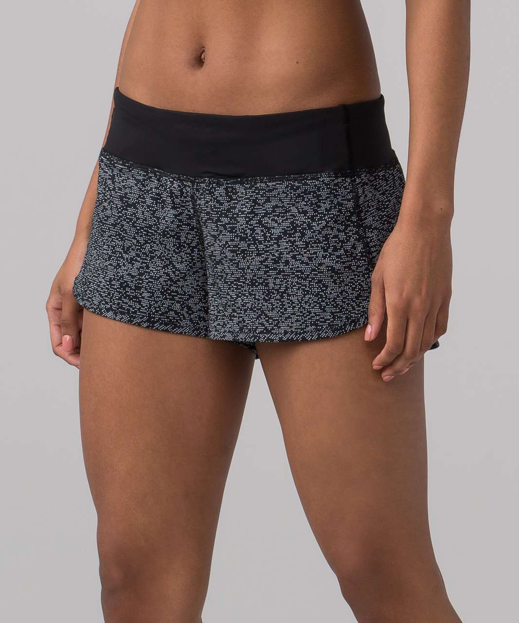 Lululemon Speed Short (2.5") - Soundwave White Black / Black