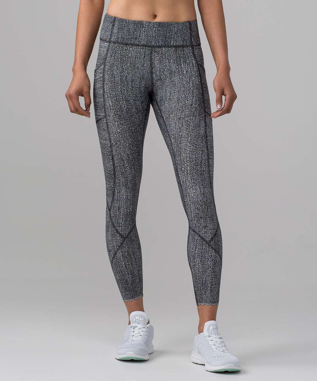 Lululemon Tight Stuff Tight II (25) - Salt Alpine White Black - lulu  fanatics