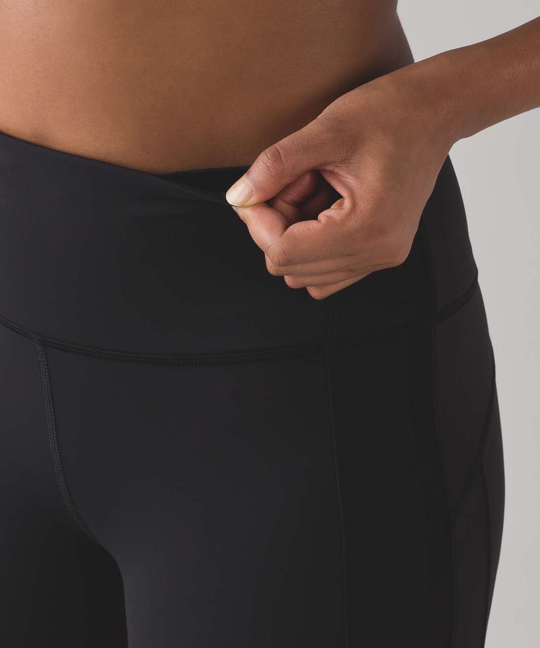 Lululemon Hit It 7/8 Tight (25) - Black - lulu fanatics