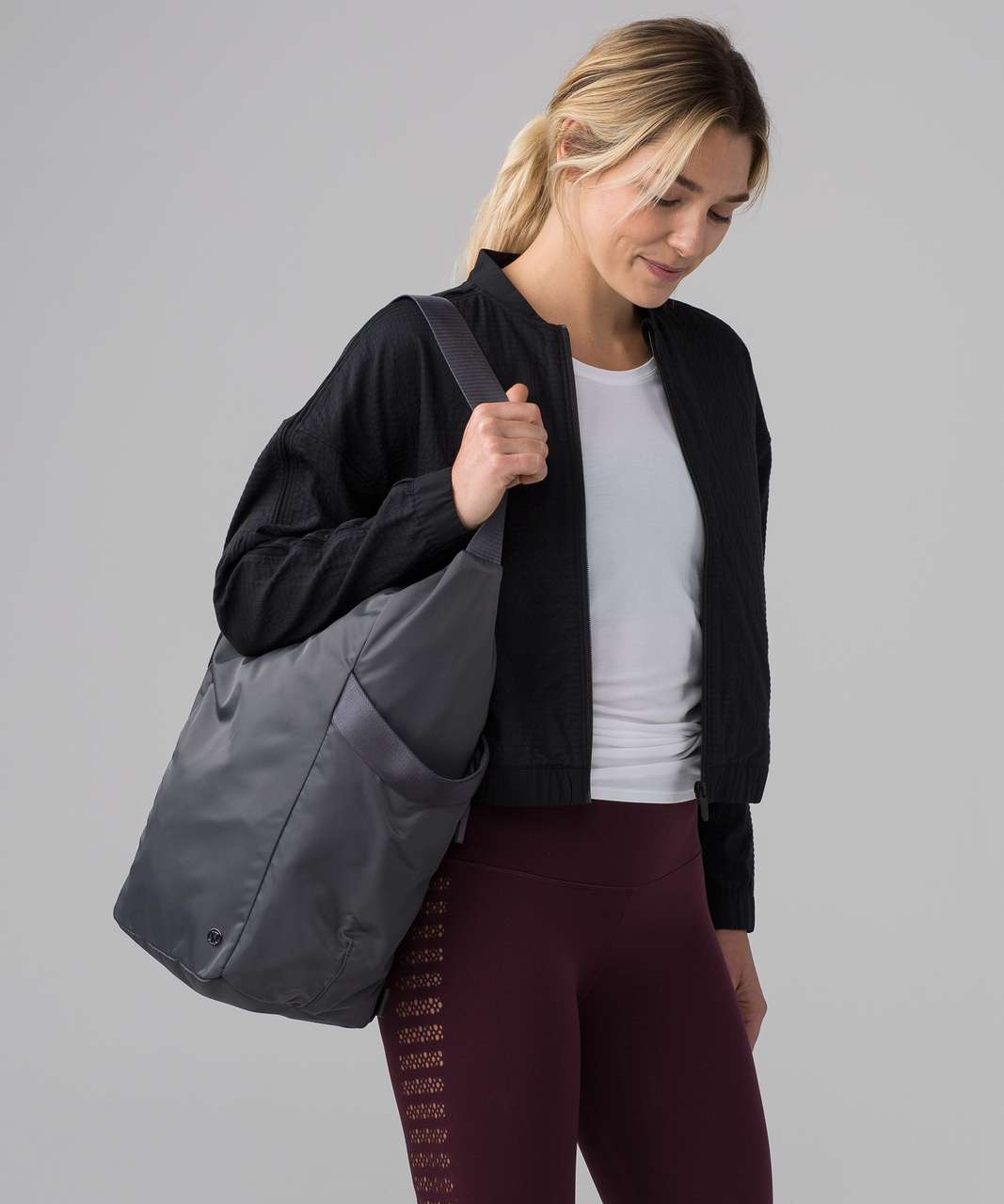 lululemon enroute bag