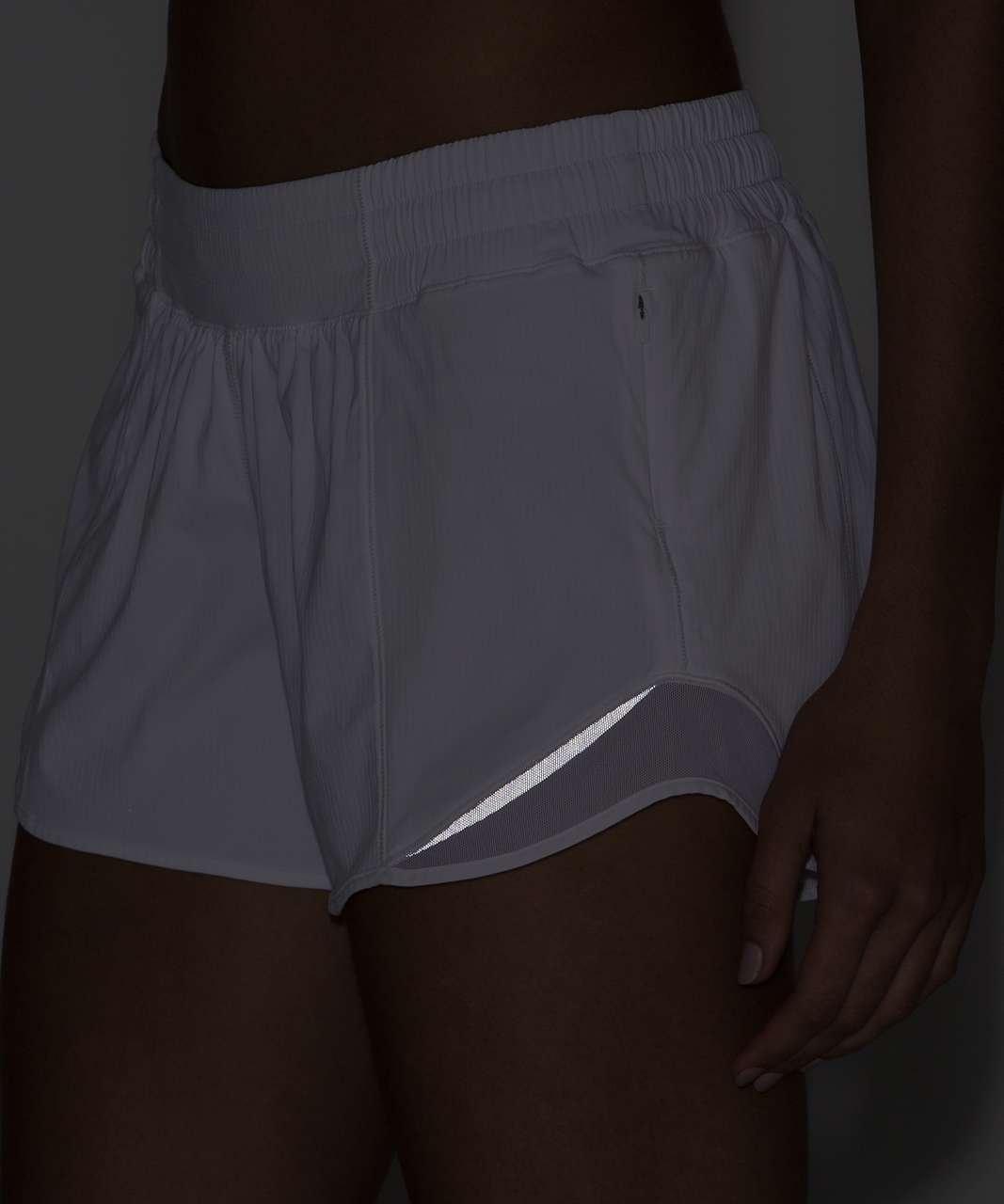 Lululemon Hotty Hot Short II (Long 4") - White / Barely Beige