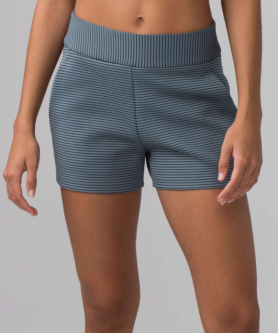 Lululemon Shaped Short (3" ) - Sterling