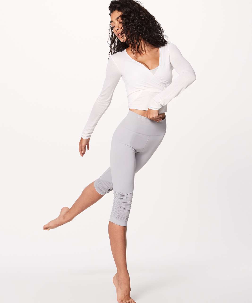 Lululemon Heart Opener Knit Wrap (Taryn Toomey Collection) - White