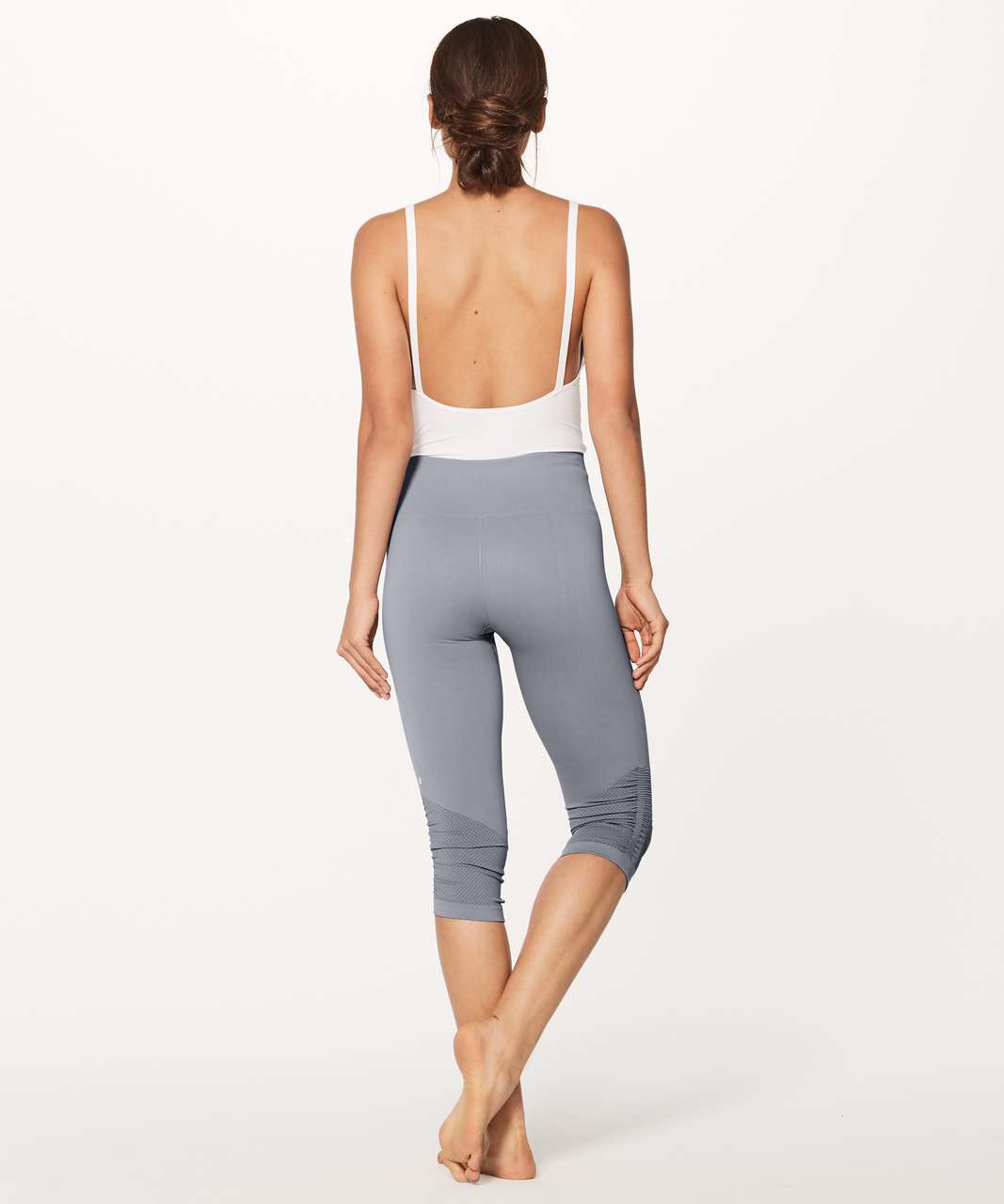 Lululemon Awakening Crop *Taryn Toomey Collection 17" - Gris