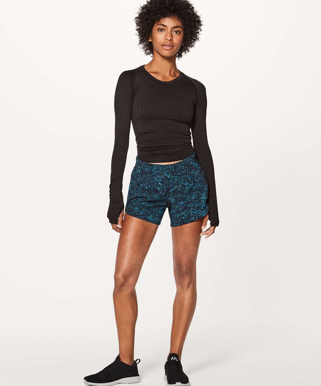 Lululemon Tracker Short V *4 - Black - lulu fanatics