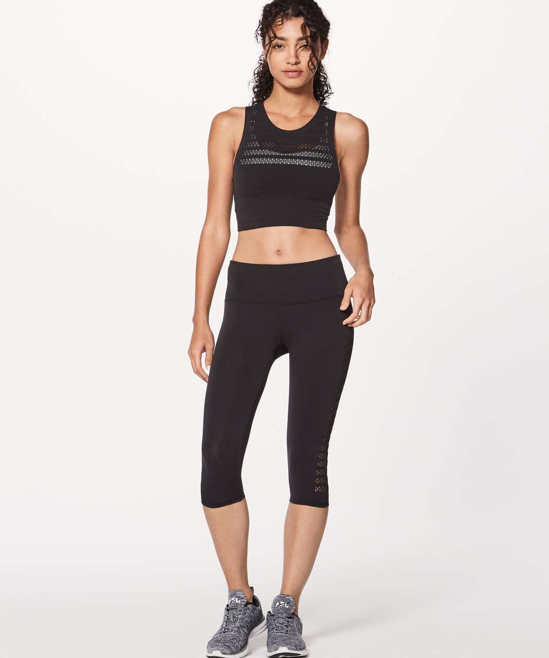 Lululemon reveal crop 15” in black leggings mesh design XS