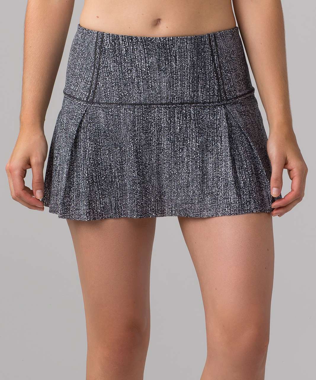 Lululemon Lost In Pace Skirt (Regular) (13") - Salt Alpine White Black