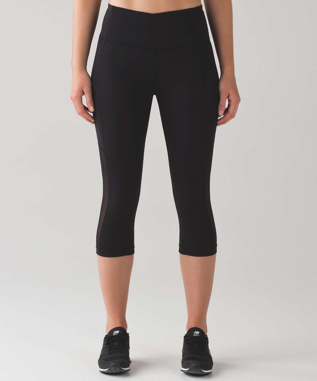 Lululemon Gear Up Crop (17" ) - Black