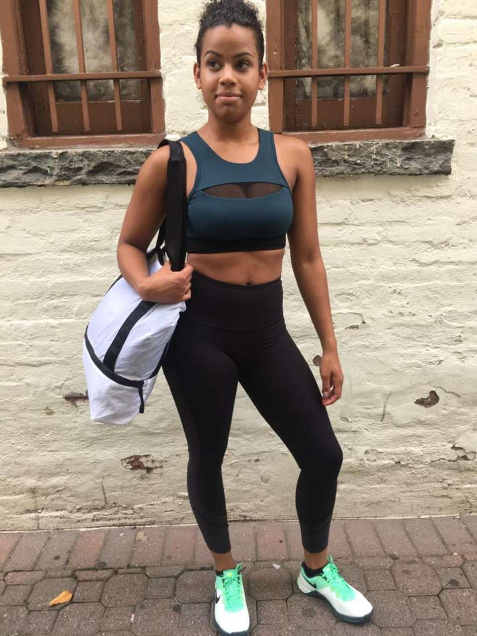 Lululemon Run For Days Crop - Black - lulu fanatics