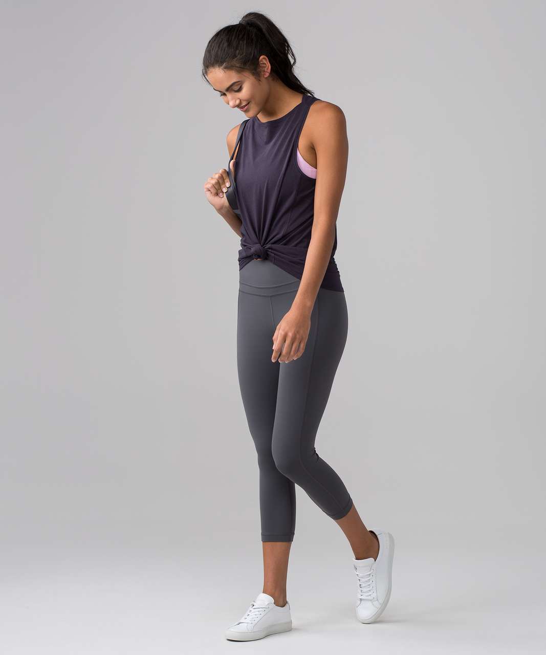 Lululemon Back In Action Tank - Boysenberry