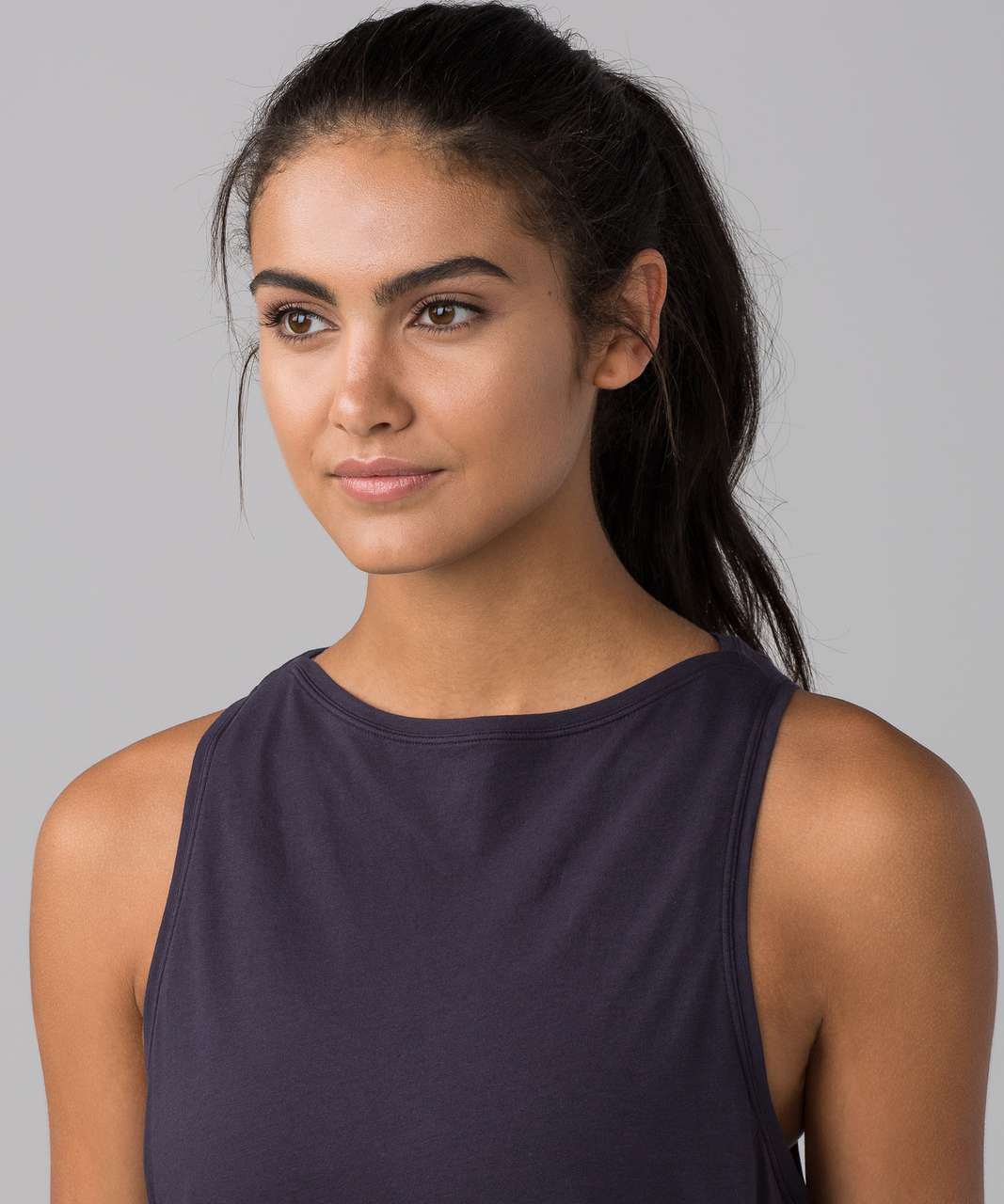 Lululemon Back In Action Tank - Boysenberry