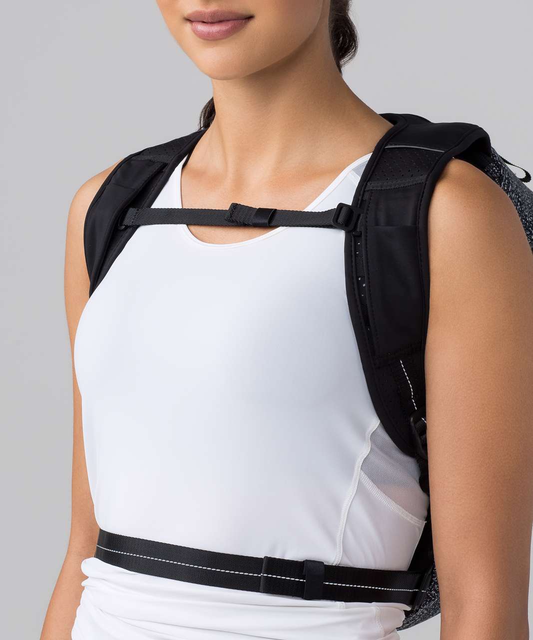 Lululemon Run All Day Backpack II *13L - Maxi Salt Alpine White Black