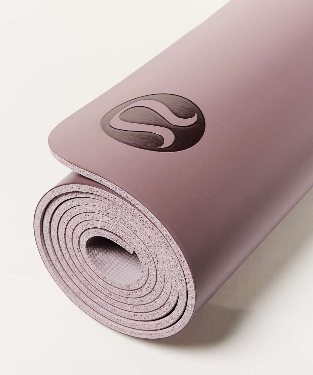 IUGA Yoga Mat Non Slip Textured Surface Eco Friendly Yoga Matt