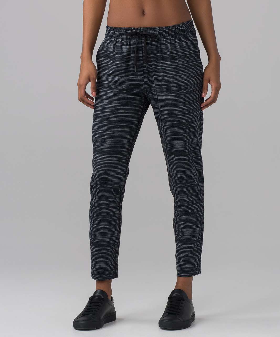 Lululemon Jet Crop *Slim Trouser - Black Cherry / Black - lulu fanatics