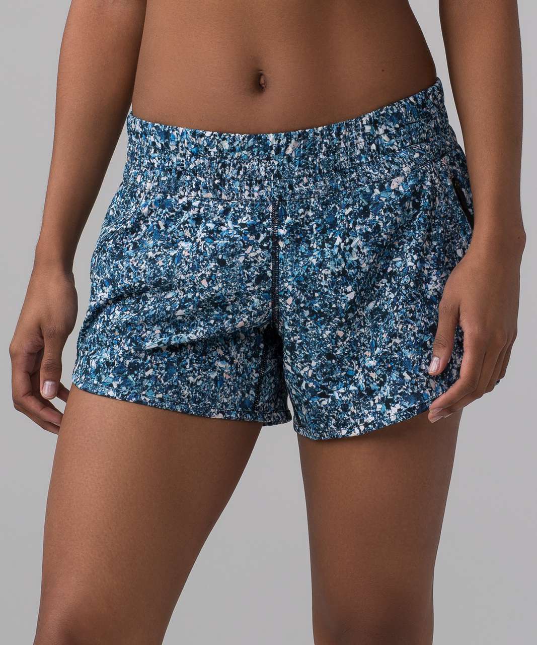 Lululemon Tracker Short V (SeaWheeze 