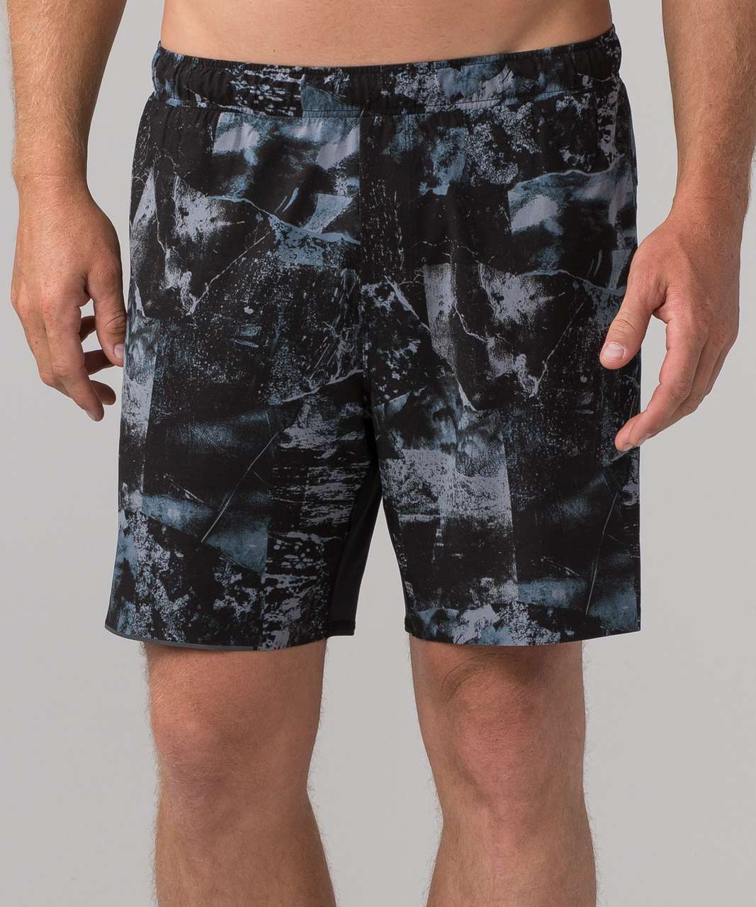 Lululemon Surge Short 7" (SeaWheeze) - Night Vision Blue Tied Black / Black