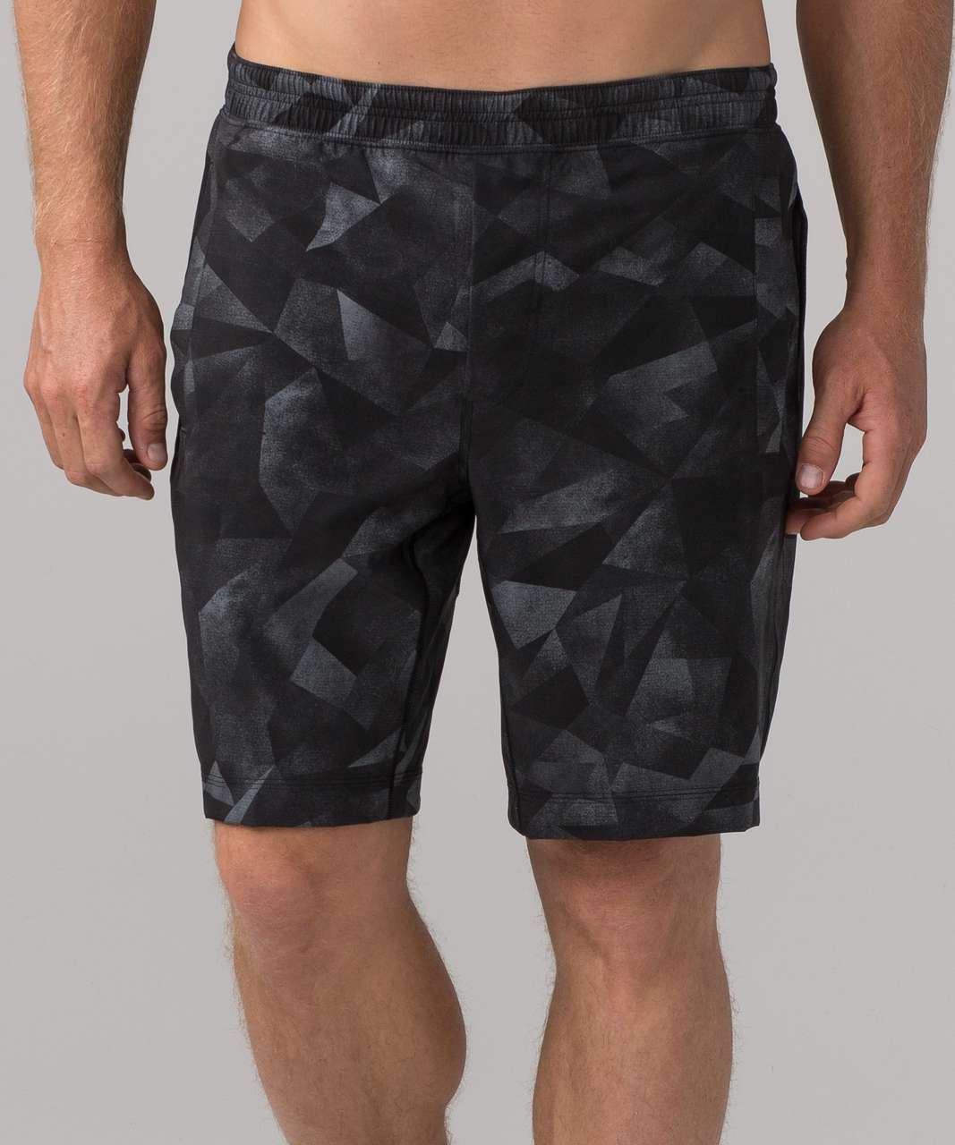 Lululemon Pace Breaker Short (SeaWheeze) - Op Art Foghorn Black / Black