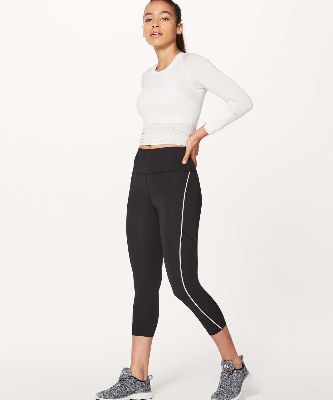 Lululemon Speed Up Crop *21 - Black (First Release) - lulu fanatics