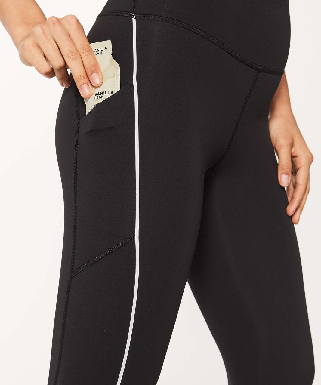 Lululemon Chase Me Crop (21") - Black / White