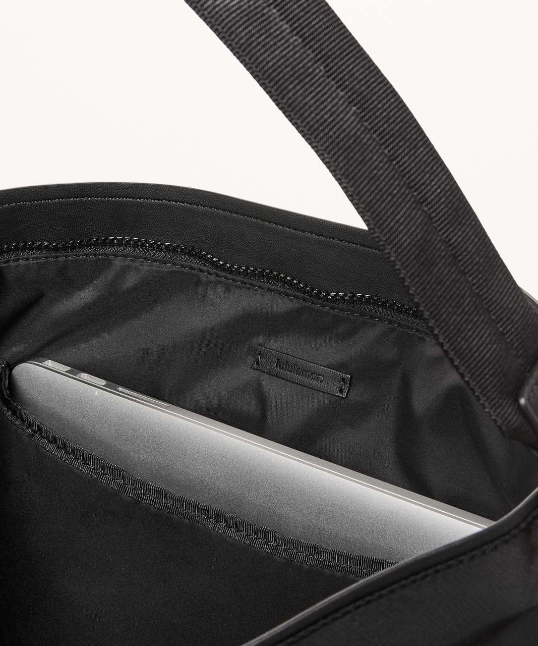 Lululemon All Set Hobo - Black