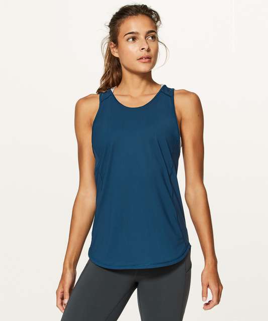 Lululemon Sculpt Tank - Apex Stripe Printed White Black / Black - lulu ...