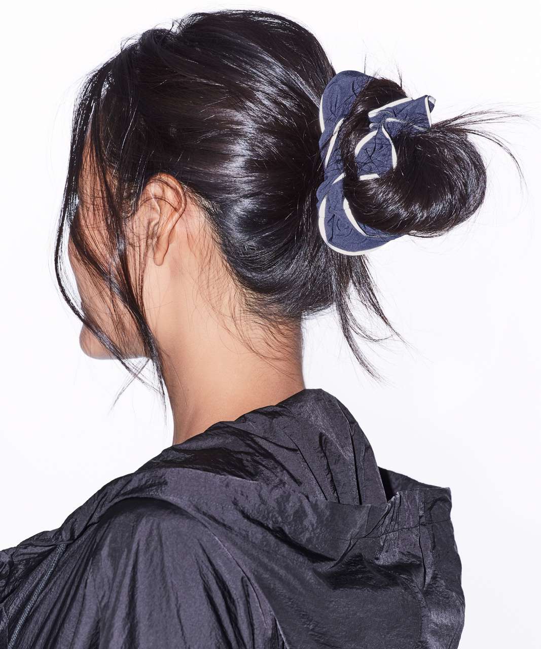 Lululemon Light Locks Scrunchie - Cadet Blue