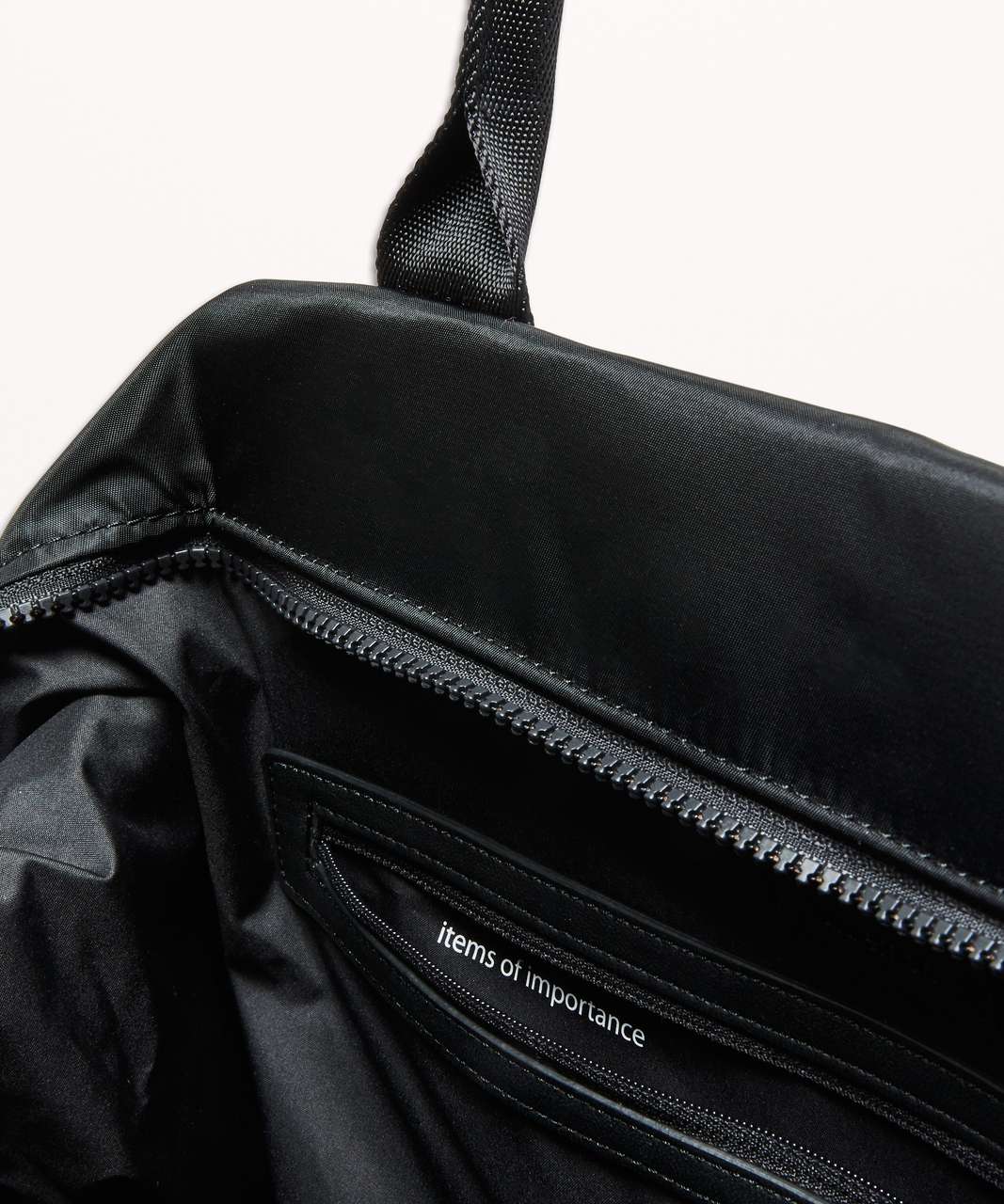 Lululemon Go Lightly Duffel - Black