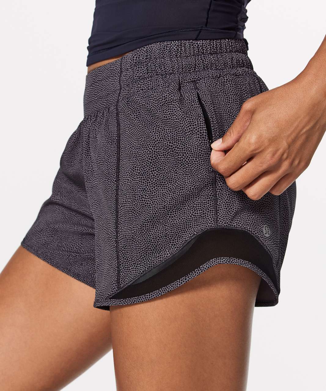 Lululemon Hotty Hot Short (Naked 4) - Black - lulu fanatics