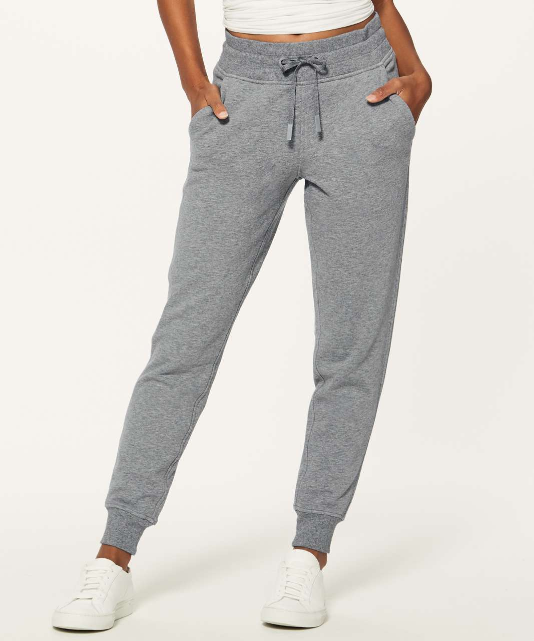 https://storage.googleapis.com/lulu-fanatics/product/27179/1280/lululemon-warm-down-jogger-28-heathered-medium-grey-011547-166033.jpg