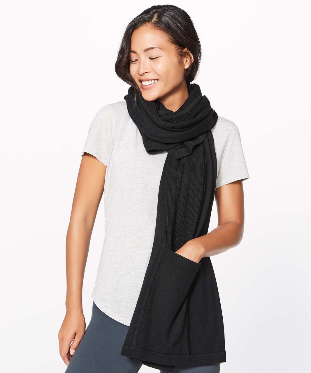 Lululemon In The Studio Scarf - Black