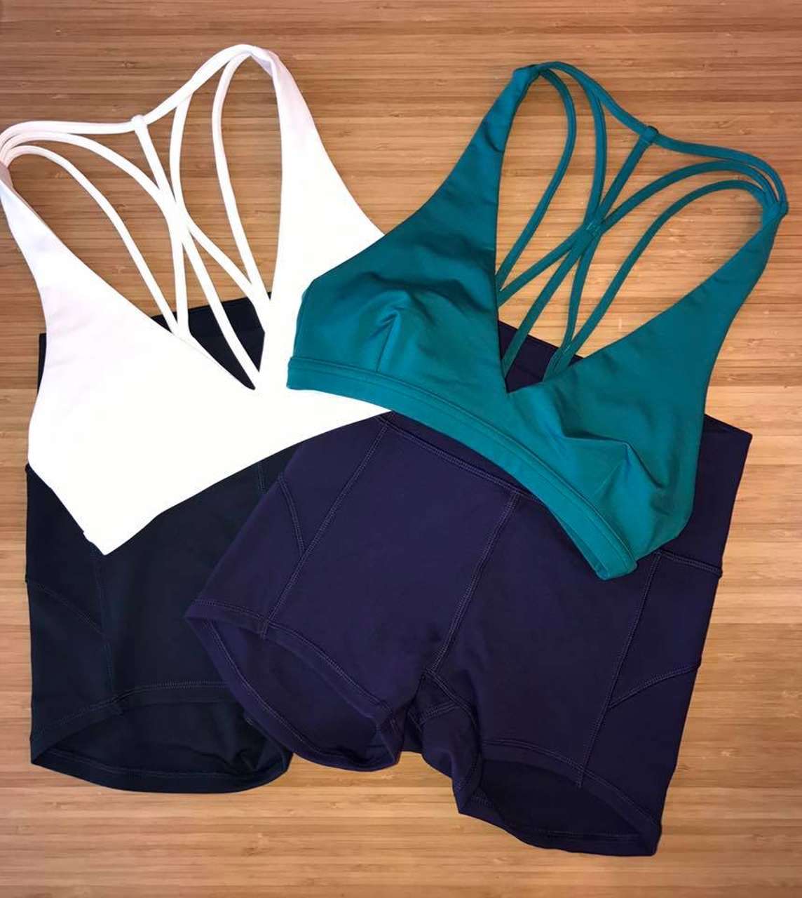 Lululemon Raise The Barre Bra - Teal Green