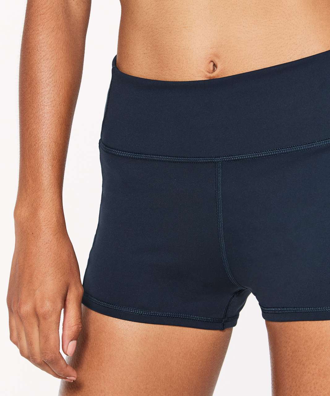 Lululemon In Movement Short *Everlux 2.5" - Nocturnal Teal