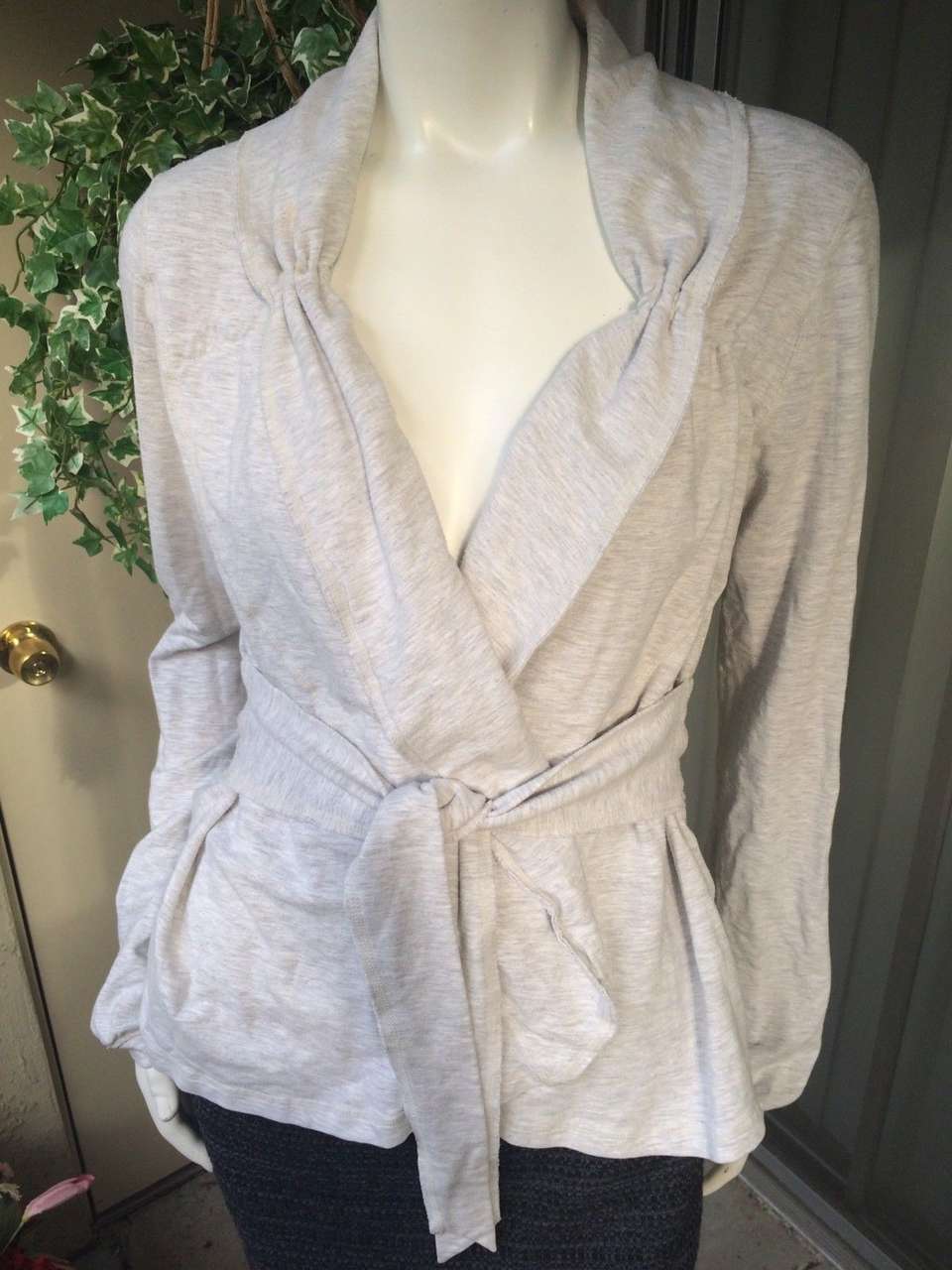 Lululemon Dance Pulse Wrap - Heathered Sport Grey