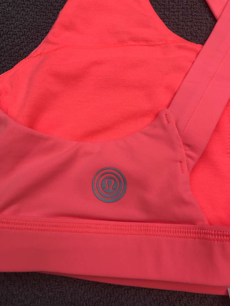 Lululemon Run: Stuff Your Bra III *SW - 2017 Seawheeze - Grapefruit