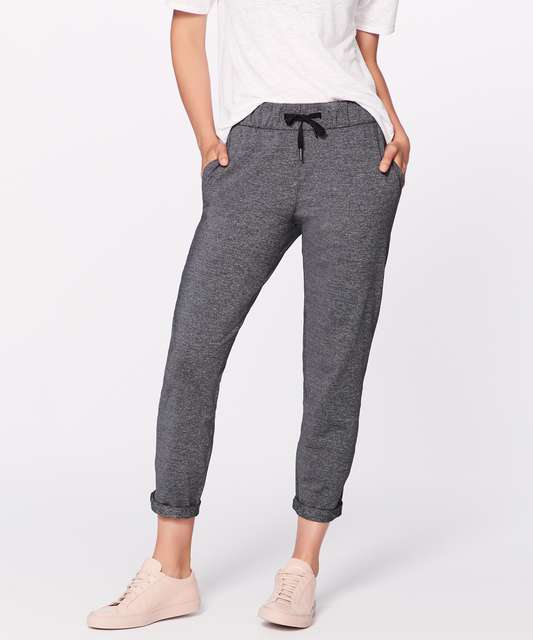 Lululemon On The Fly Pant Tall 33 - Heathered Black - lulu fanatics