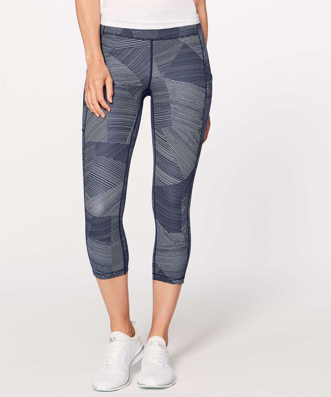 Lululemon Speed Up Crop (21") - Etch Hail Midnight Navy