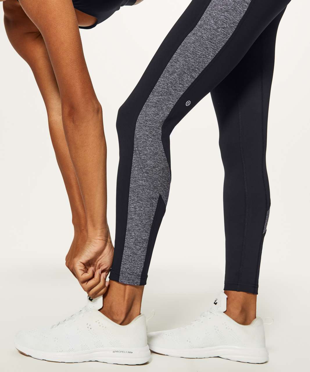 LULULEMON Box It Out High-Rise Legging. Black & Gray. Side pockets