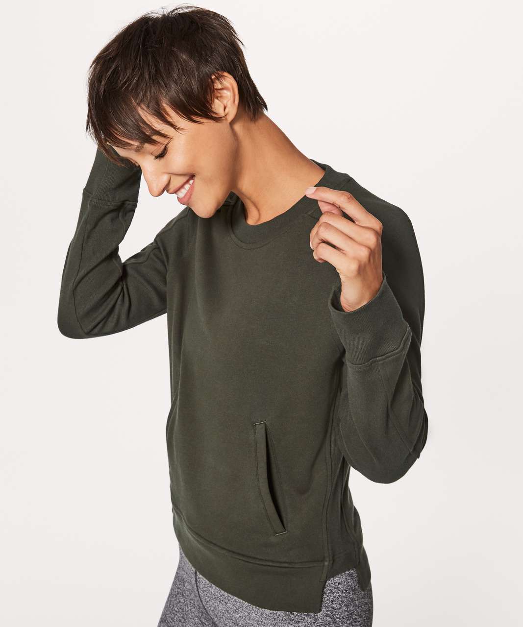 Lululemon Press Pause Crew - Dark Olive