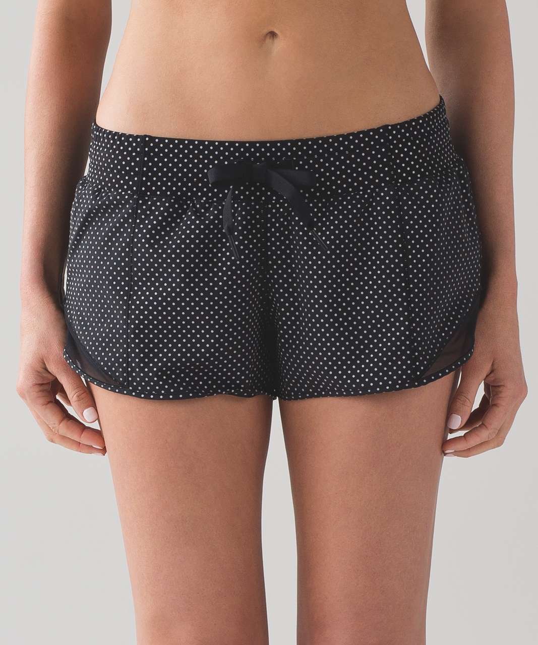 Lululemon Hotty Hot Short *Shine Bright (2.5") - Reflective Polka Dot Silver / Black (AU Release)