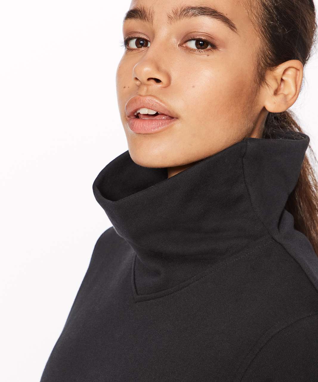 Lululemon Press Pause Pullover High Neck Sweatshirt in Black Size