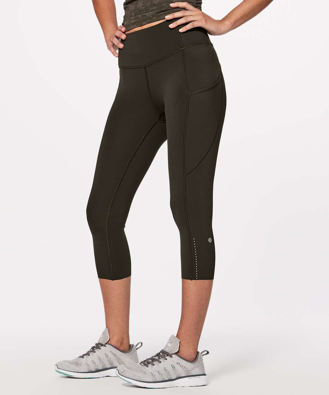 Lululemon Fast & Free Crop II *Nulux 19 - Dark Olive (First