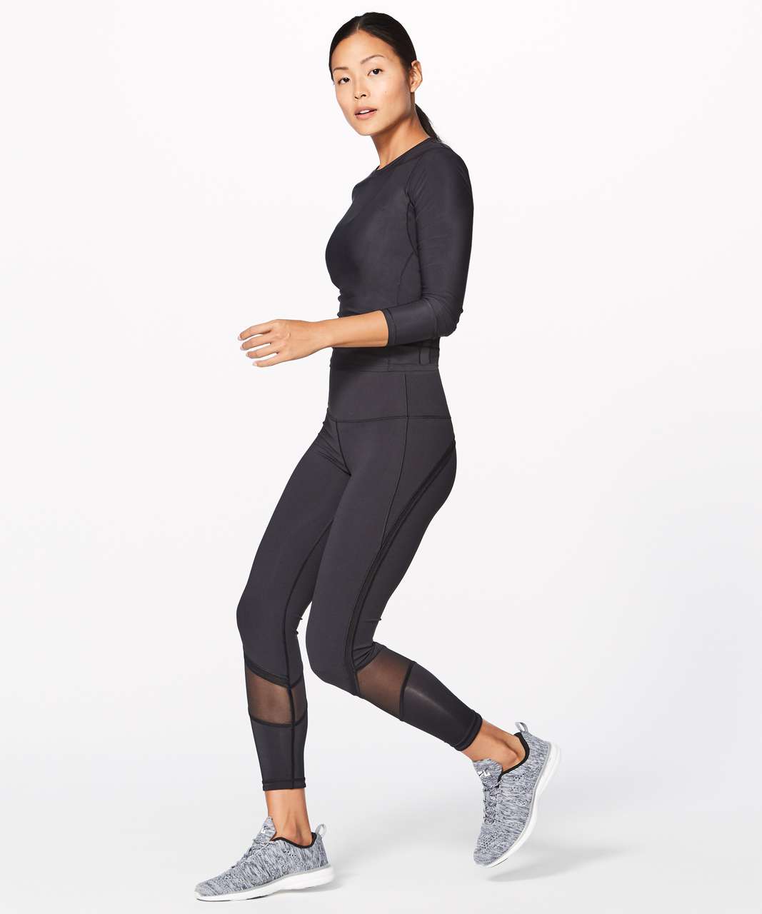 Lululemon Black Leggings with Mesh Calves 17” Inseam Women’s Size 6