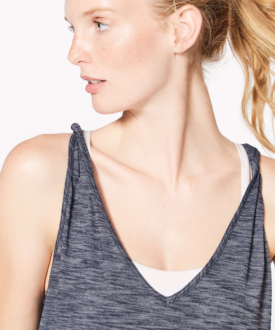 Lululemon Do The Twist Tank - Heathered Deep Navy