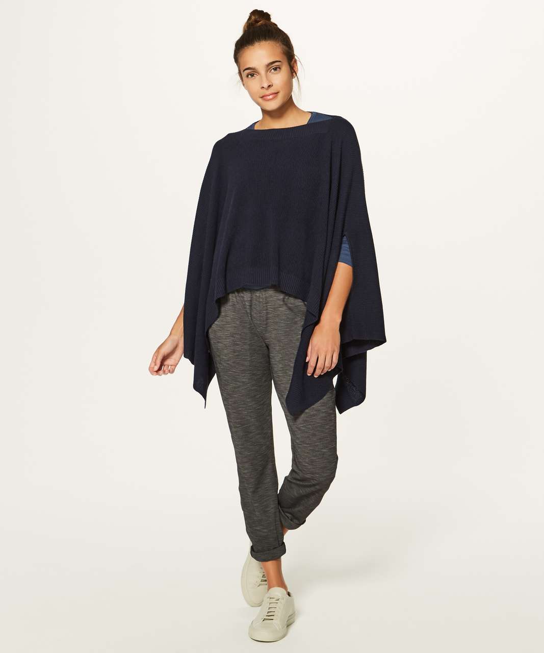 Lululemon Forward Flow Cape - Midnight Navy