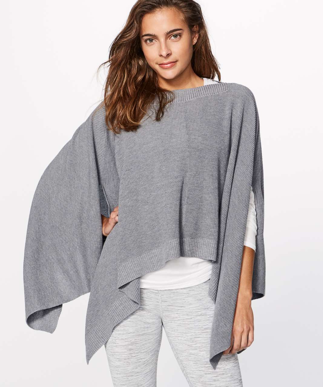 Lululemon Forward Flow Cape - Heathered Medium Grey