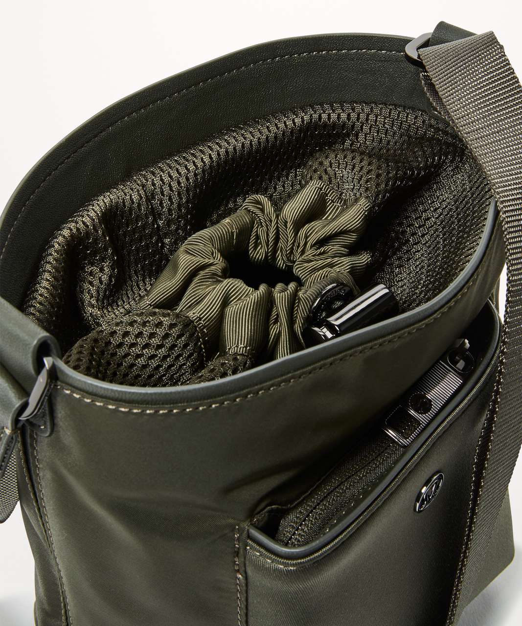 Lululemon All Set Mini Bucket (5L) - Dark Olive