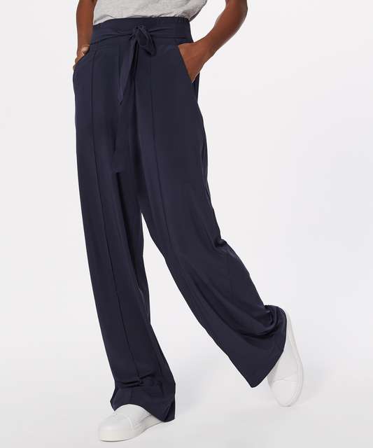 Lululemon Noir Pant - Black (First Release) - lulu fanatics